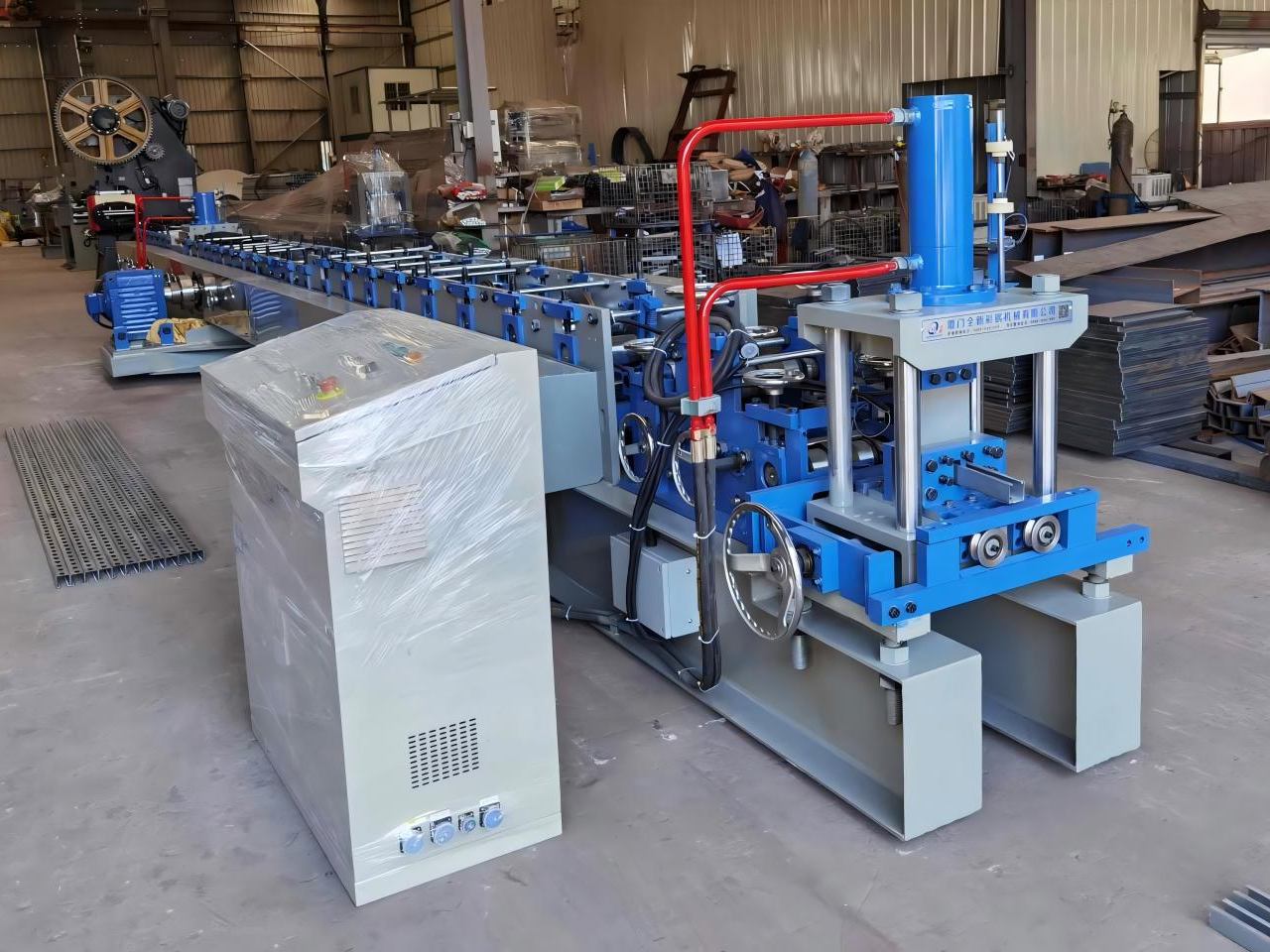 قطر کے لئے شمسی بریکٹ رول تشکیل دینے والی مشین